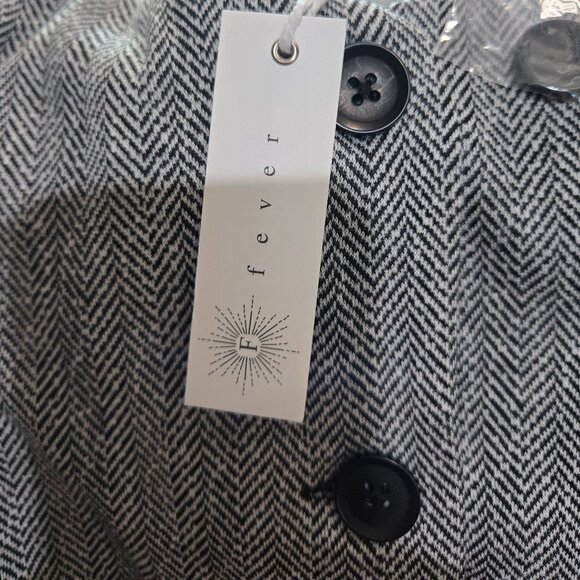 Fever* Vest with Black & White Herringbone Pattern* Size: L - Picture 5 of 8